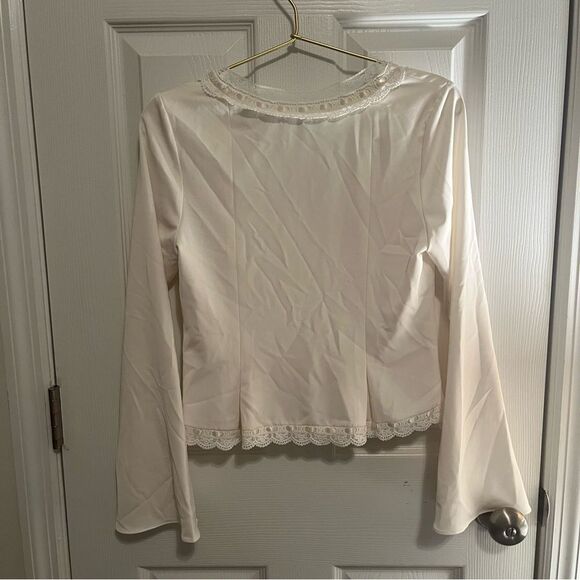 Petite Studio Joelle Lace Button-Up Blouse - Picture 6 of 8